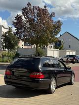 Mercedes-Benz E 320 CDI 4MATIC T AVANTGARDE H&K W211  - Mercedes-Benz E 320: Cdi 4matic