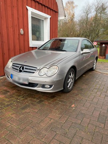 Mercedes-Benz Mercedes Benz CLK200 W209