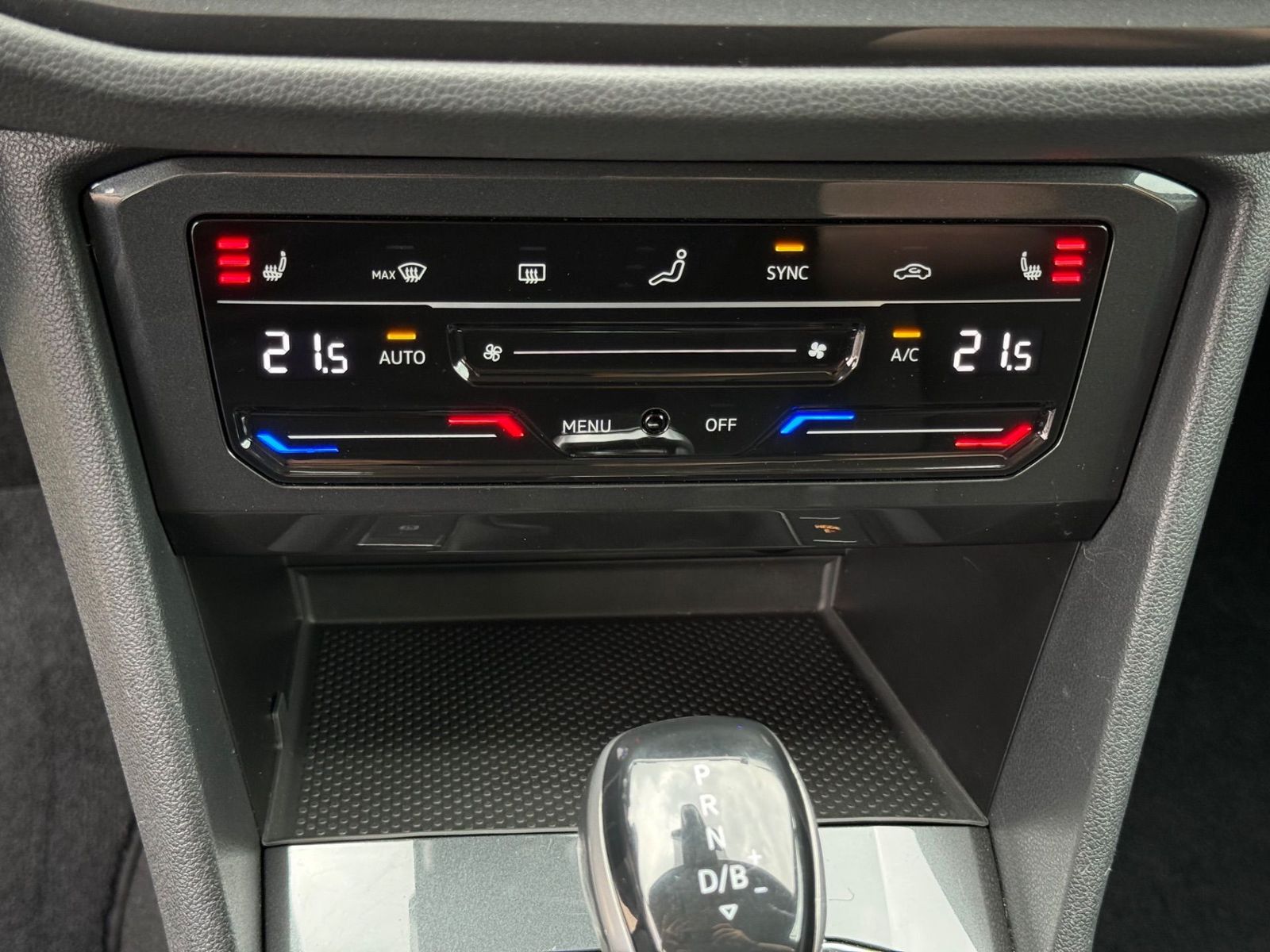 Volkswagen Tiguan 1.4 TSI Hybrid Elegance | Matrix | Kamera foto 19