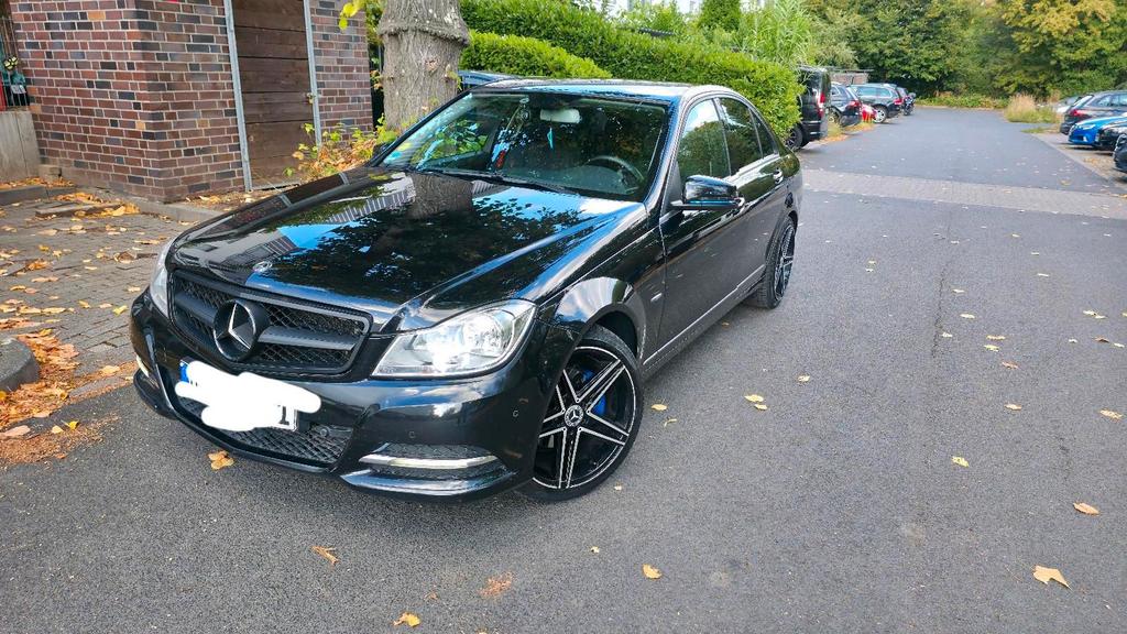 Mercedes-Benz C 220