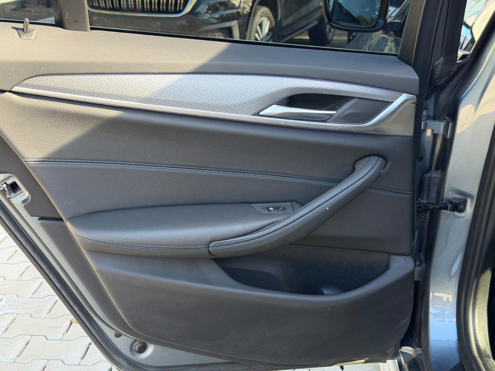 BMW 520 5 Touring 520 d M Sport/HUP/360*/ACC
