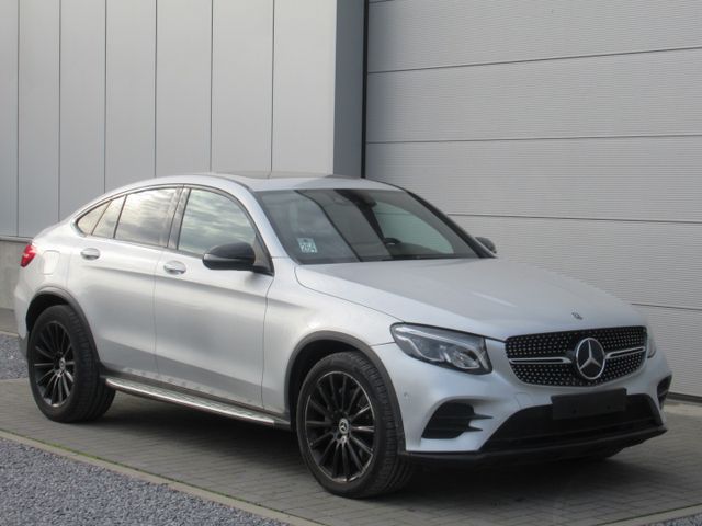 Mercedes-Benz GLC 250 AMG / 4MATIC / Sunroof / Leather / Heate