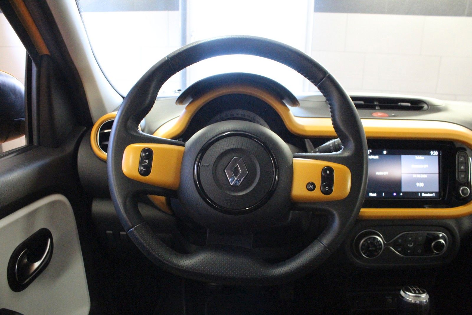 Fahrzeugabbildung Renault Twingo SCe65 Intens*Easy Link*Faltdach*