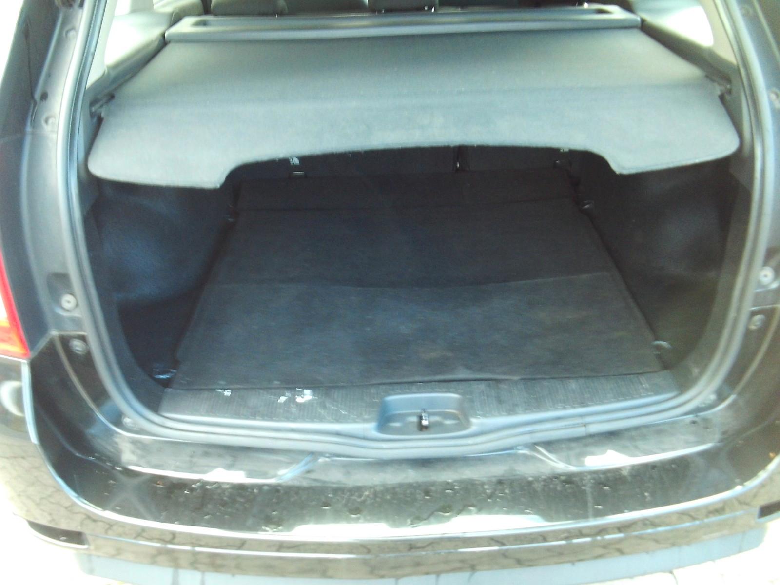 Dacia Logan 2014 — photo 17