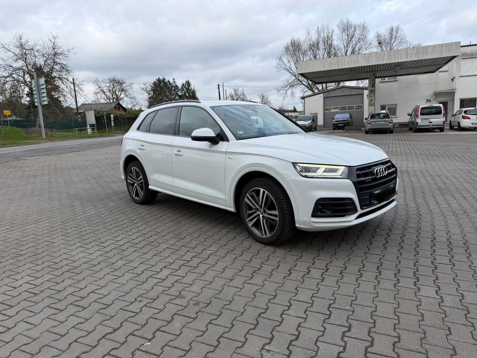 Audi Q5 40 TDI quattro sport,SLine