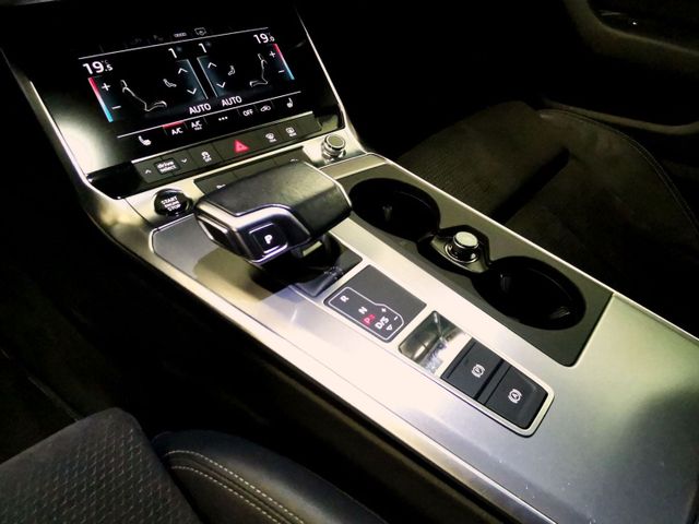 Audi A6 55 TFSI e quattro S-Line- Sport LED 19" Alus