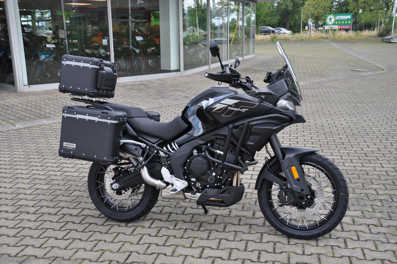 CFMOTO 700 MT  incl Koffersystem + Sturzbügel