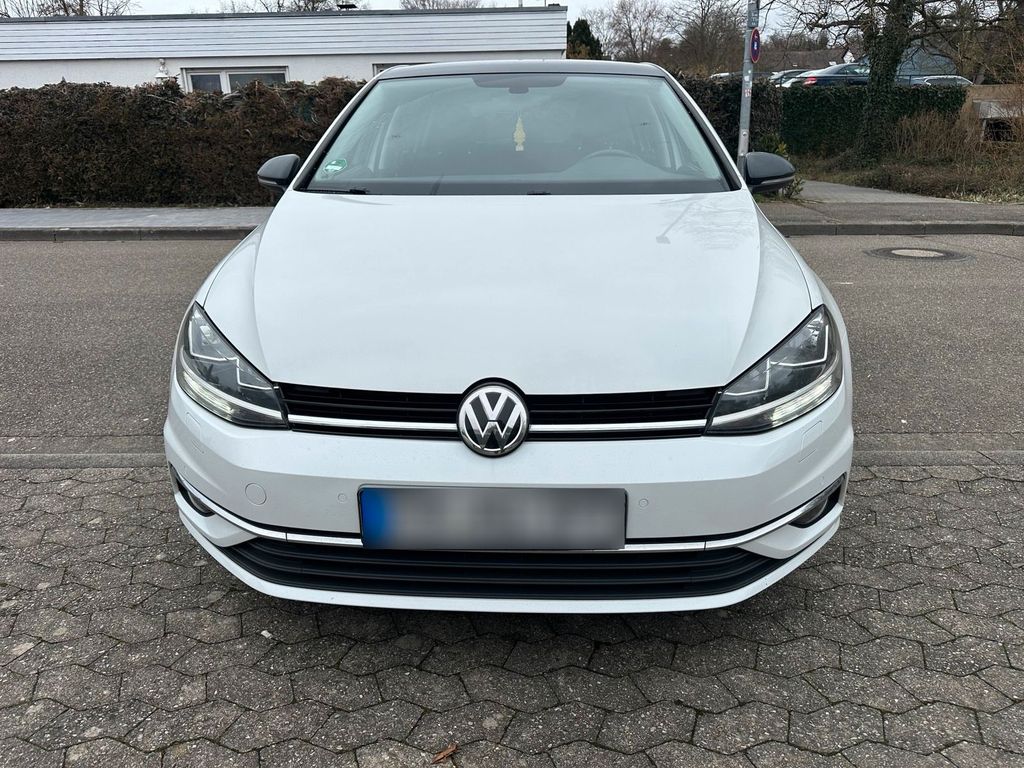 Image of Volkswagen Golf