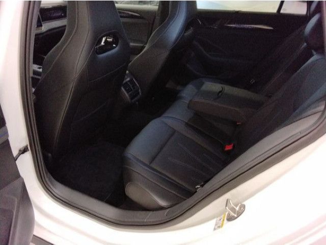 Volkswagen Passat Variant - Bild 9