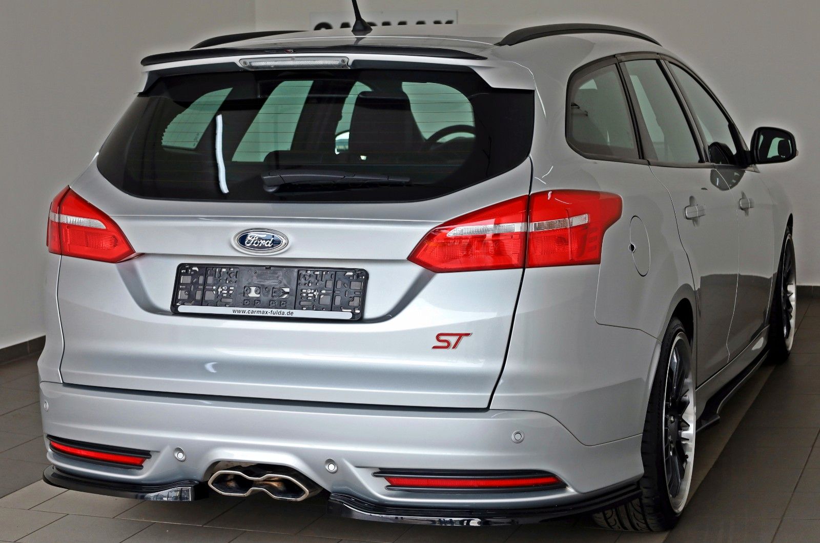 Fahrzeugabbildung Ford Focus Turnier ST Recaro,Leder,Navi,Xenon,Sony,SH
