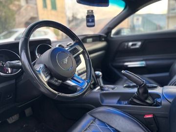 Ford Mustang - 11