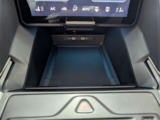 Ford Explorer Select RWD