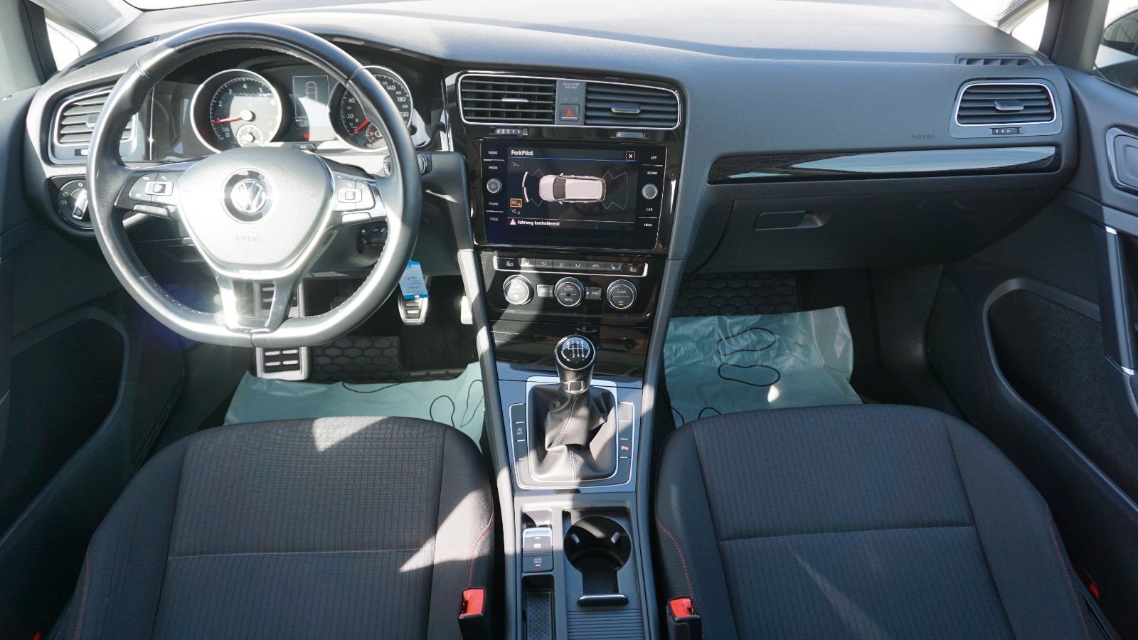 Fahrzeugabbildung Volkswagen Golf VII Variant Sound Panorama,ACC,AppleCarPlay