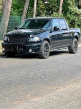 Ford F150 Harley Davidson Edition - Ford F 150: Harley