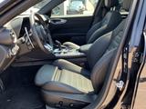 Alfa Romeo Giulia 2.0 Turbo Veloce MATRIX|PANO|CARPLAY - Alfa Romeo: Veloce