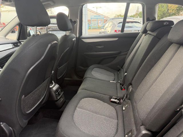 BMW 2 Gran Tourer 216 i Advantage
