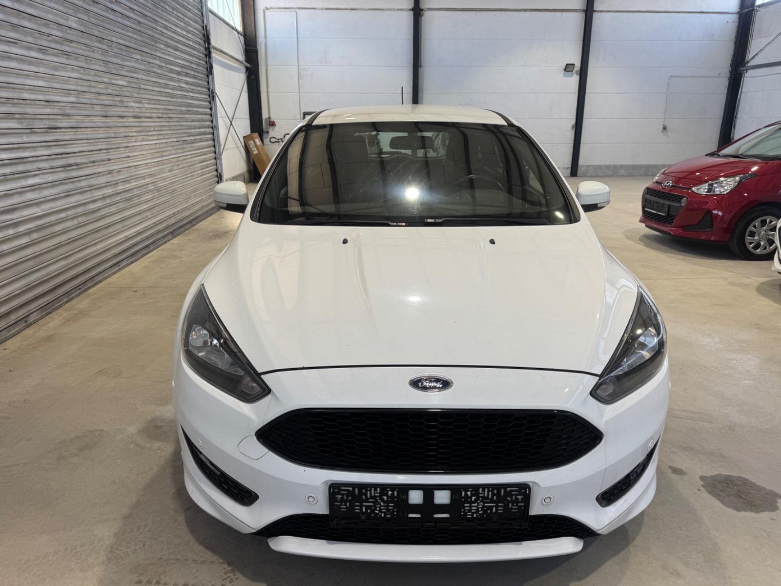 Ford Focus Turnier ST-Line Navi Klima PDC Euro 6