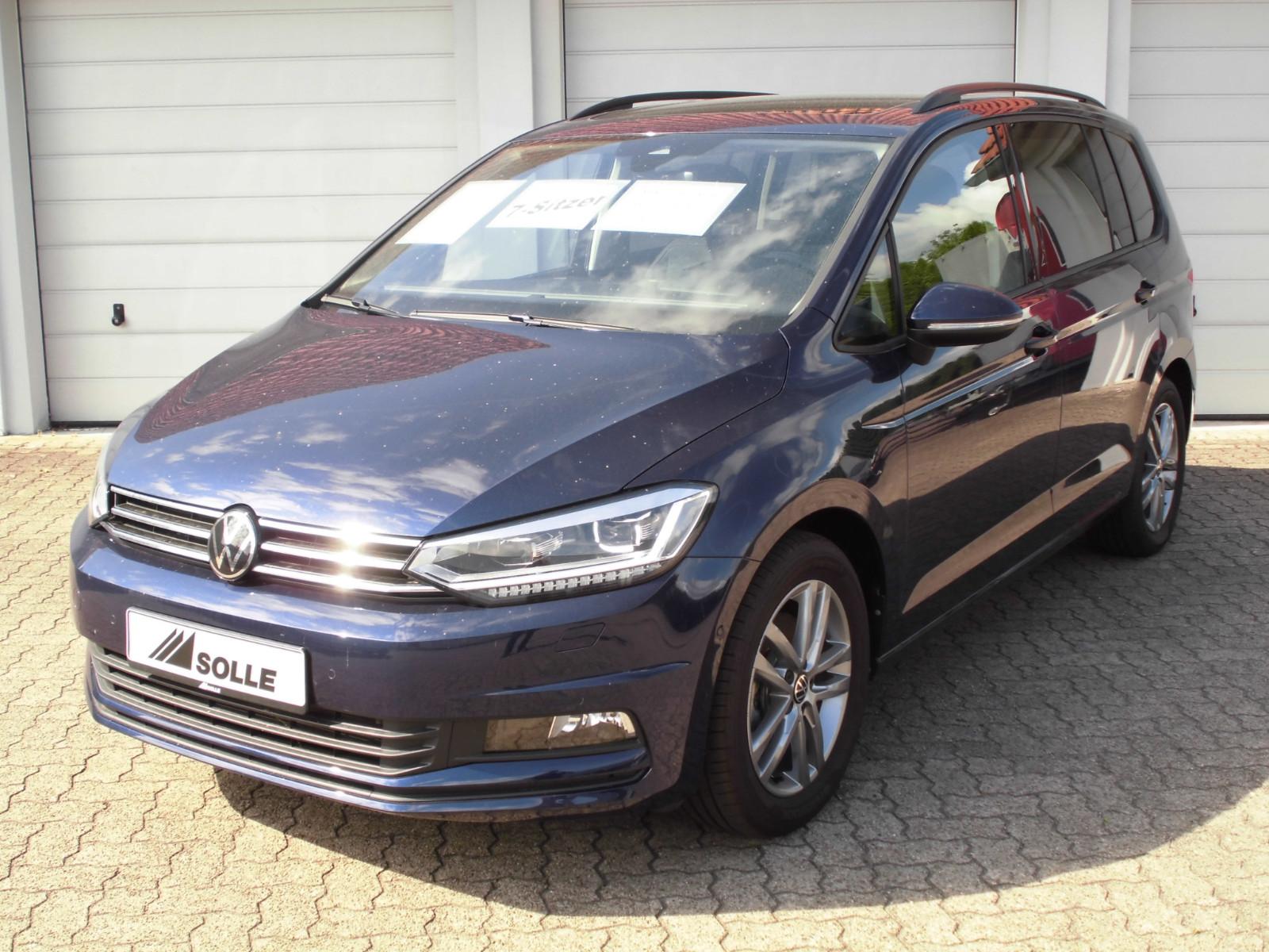 Volkswagen Touran 1.5 TSI Comfortline*AHK*RFK*LED*Panorama*