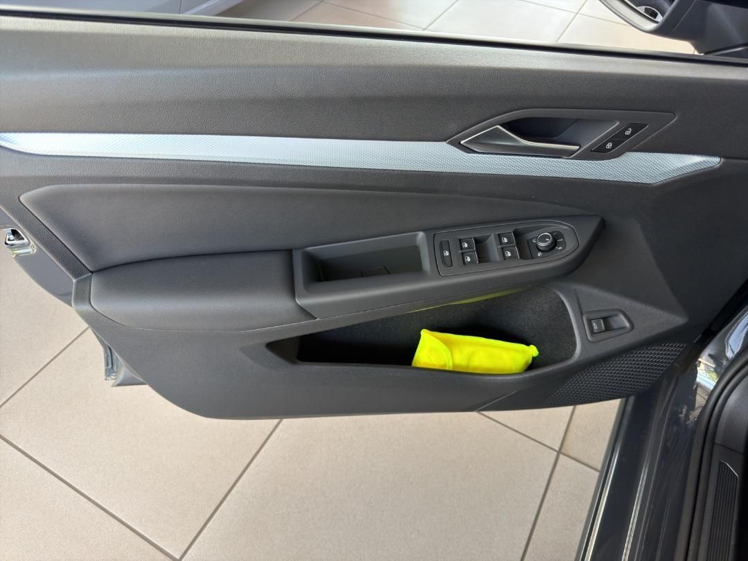 Fahrzeugabbildung Volkswagen Golf Variant Goal Goal.AHK.RFK.Plus Paket.Discov