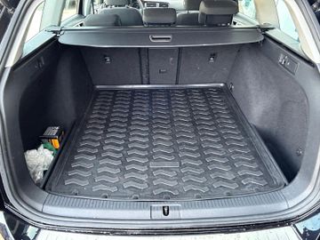 Volkswagen Golf - 9