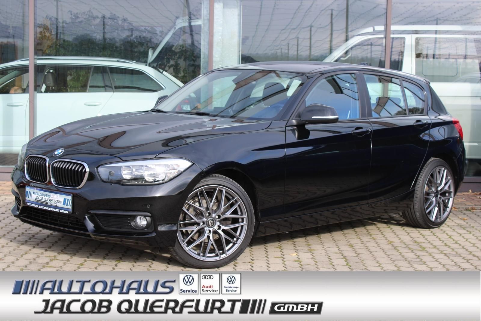 BMW 118 i Advantage *Navi*PDC*18"*AU/HU+Service NEU!