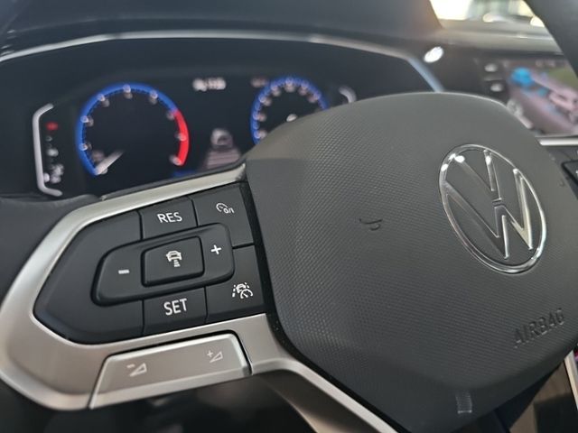 Fahrzeugabbildung Volkswagen T-Cross 1.0 TSI 6-Gang Style LED PDC SHZ GJR APP