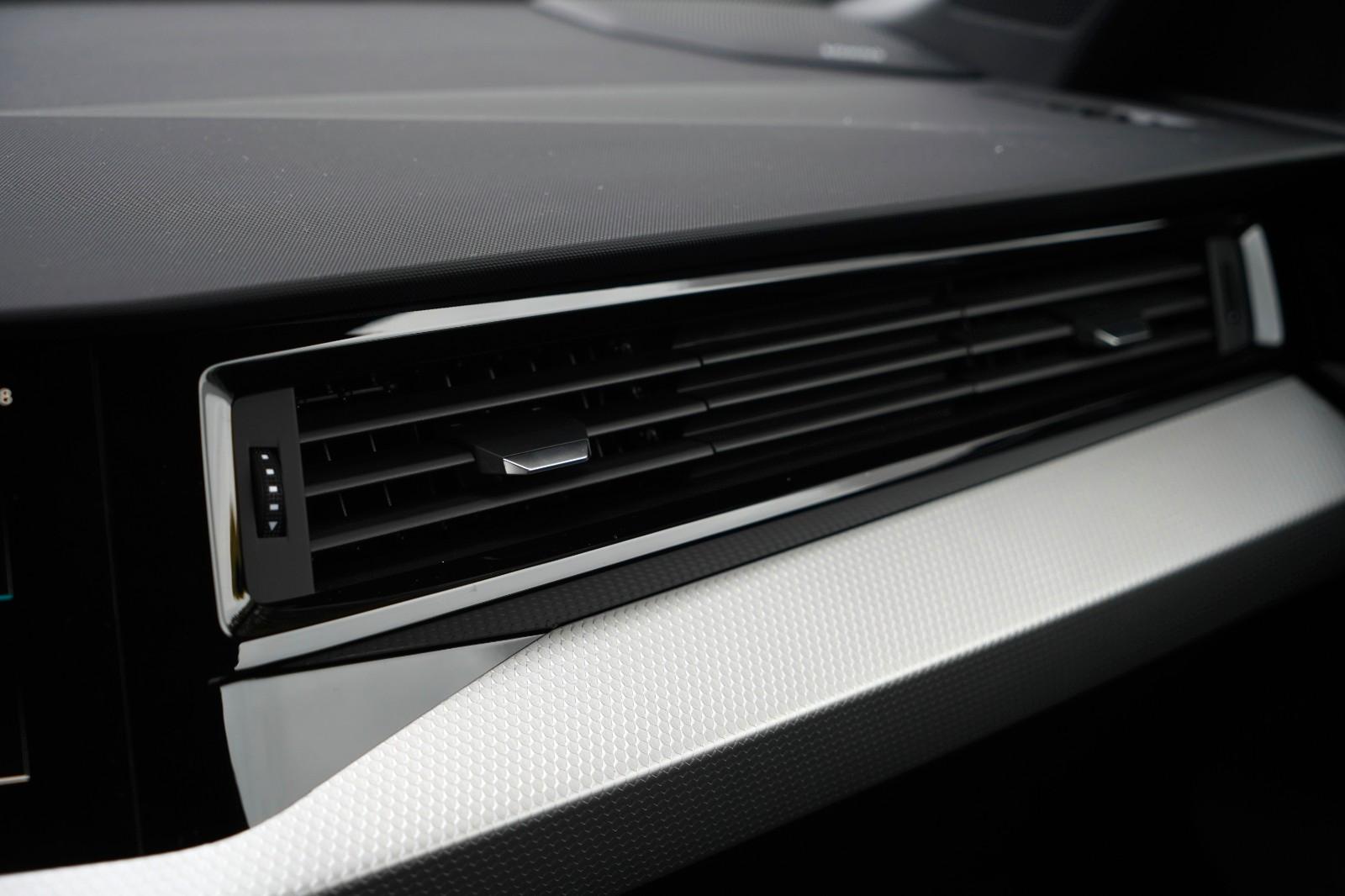 Audi A1 ALLSTREET 35TFSI SLINE SONOS INFOTAINMENT PLU