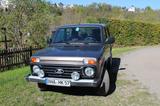 Lada Niva 2 Sitzer - Lada mit Benzin-Antrieb: Kleinwagen
