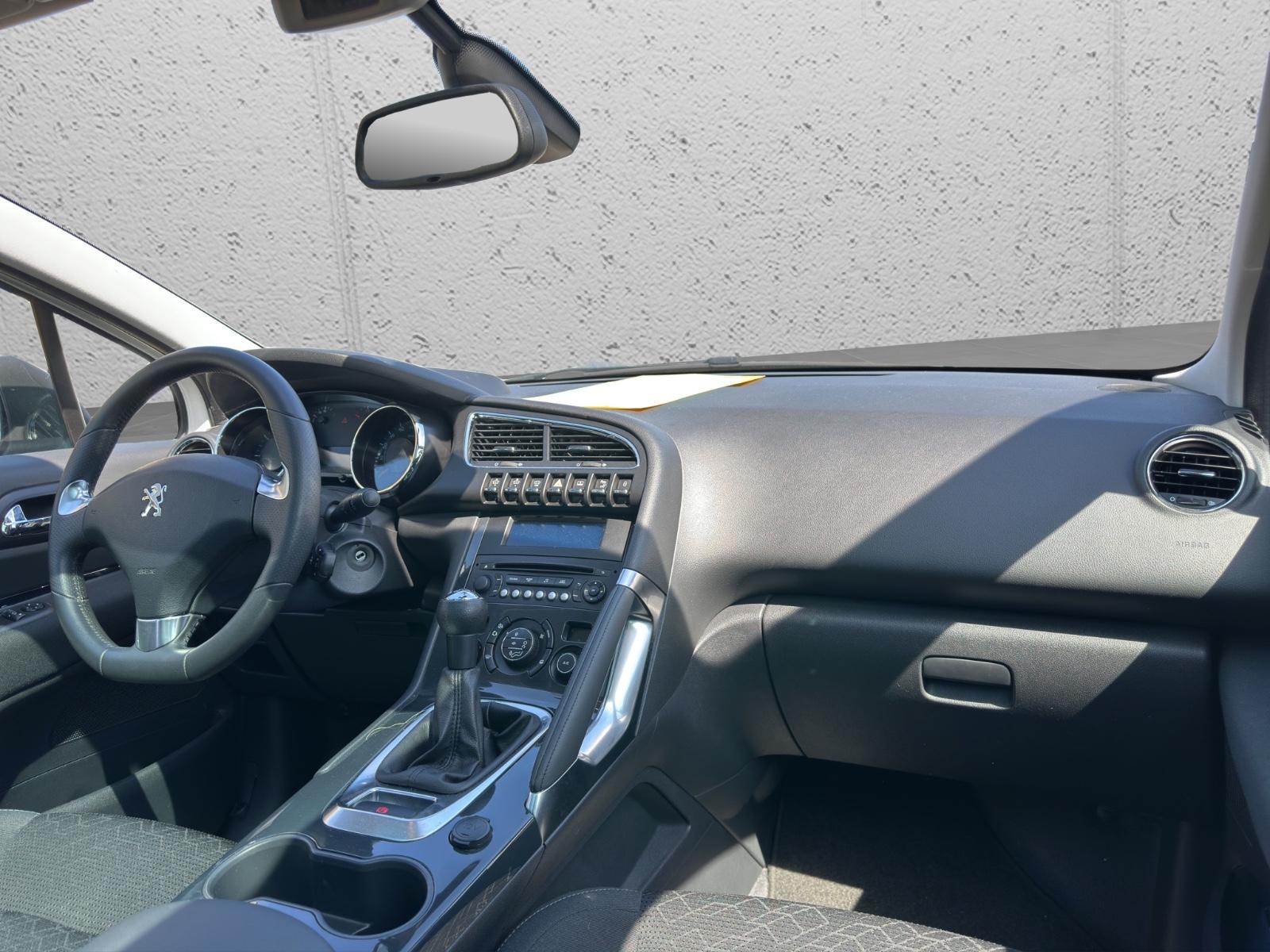 Peugeot 3008 Style*Pano*PDC*Head-Up*Tempomat*