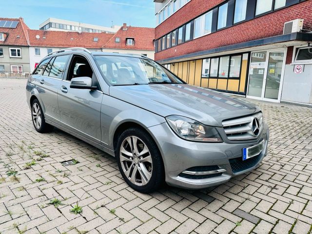 Mercedes-Benz (W204) C180 CDI BlueEFFICENC...