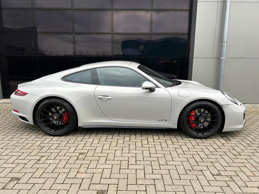 Porsche 991