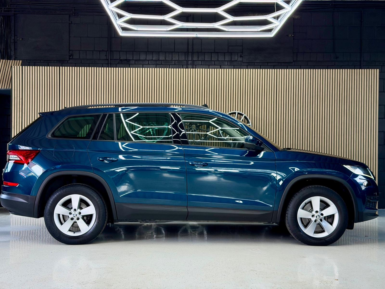 Skoda Kodiaq Ambition 4x4 Querdifferentialsperre/Pano.