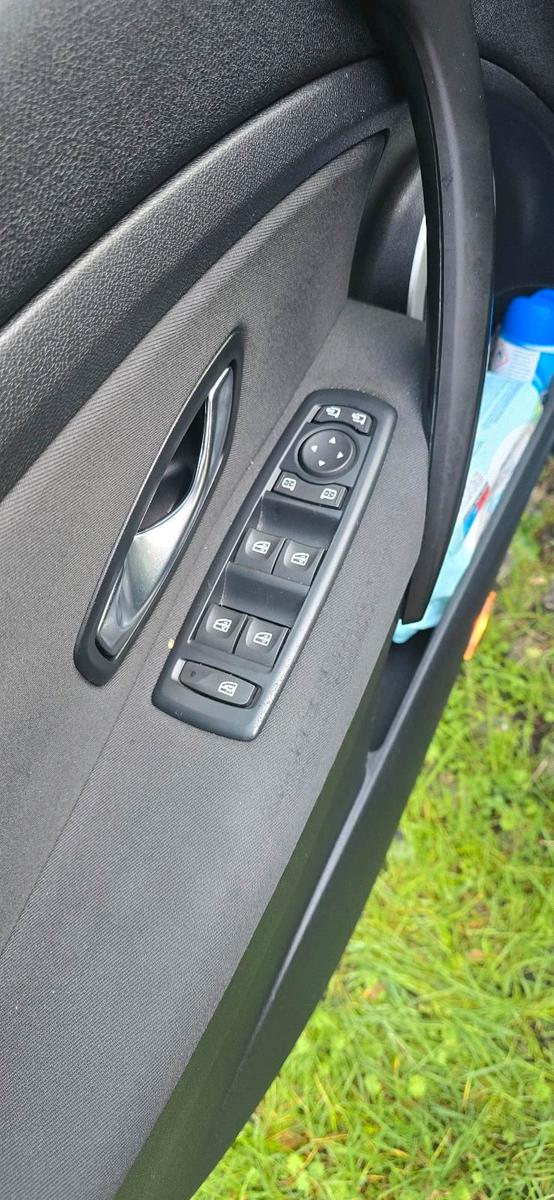 Renault Megane 2010 — photo 15