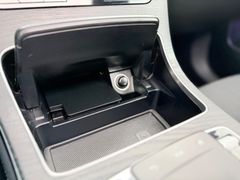 MERCEDES-BENZ GLC 200 4MATIC/PANO/AHK/J.STERNE GA/KAMERA/MBEAM