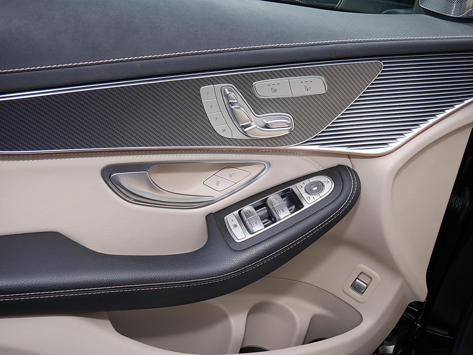 Mercedes-Benz EQC 400 4MATIC AMG+DISTRONIC+Schiebedach+Memory+
