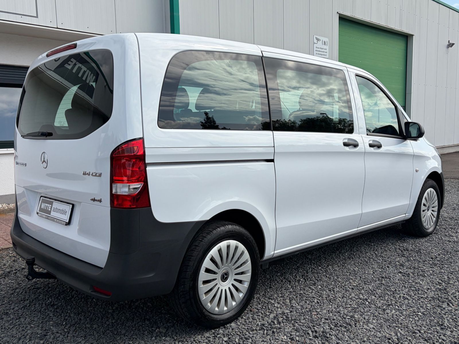 Mercedes-Benz Vito Tourer PRO 114 CDI 4x4 Kompakt Standhz AHK foto 4