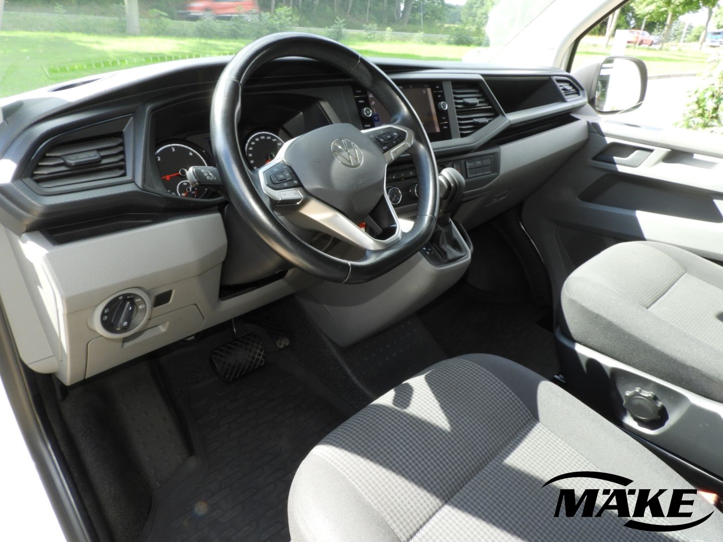 T6.1 Kombi 2.0 TDI DSG 8-Sitzer LED NAV AHZV