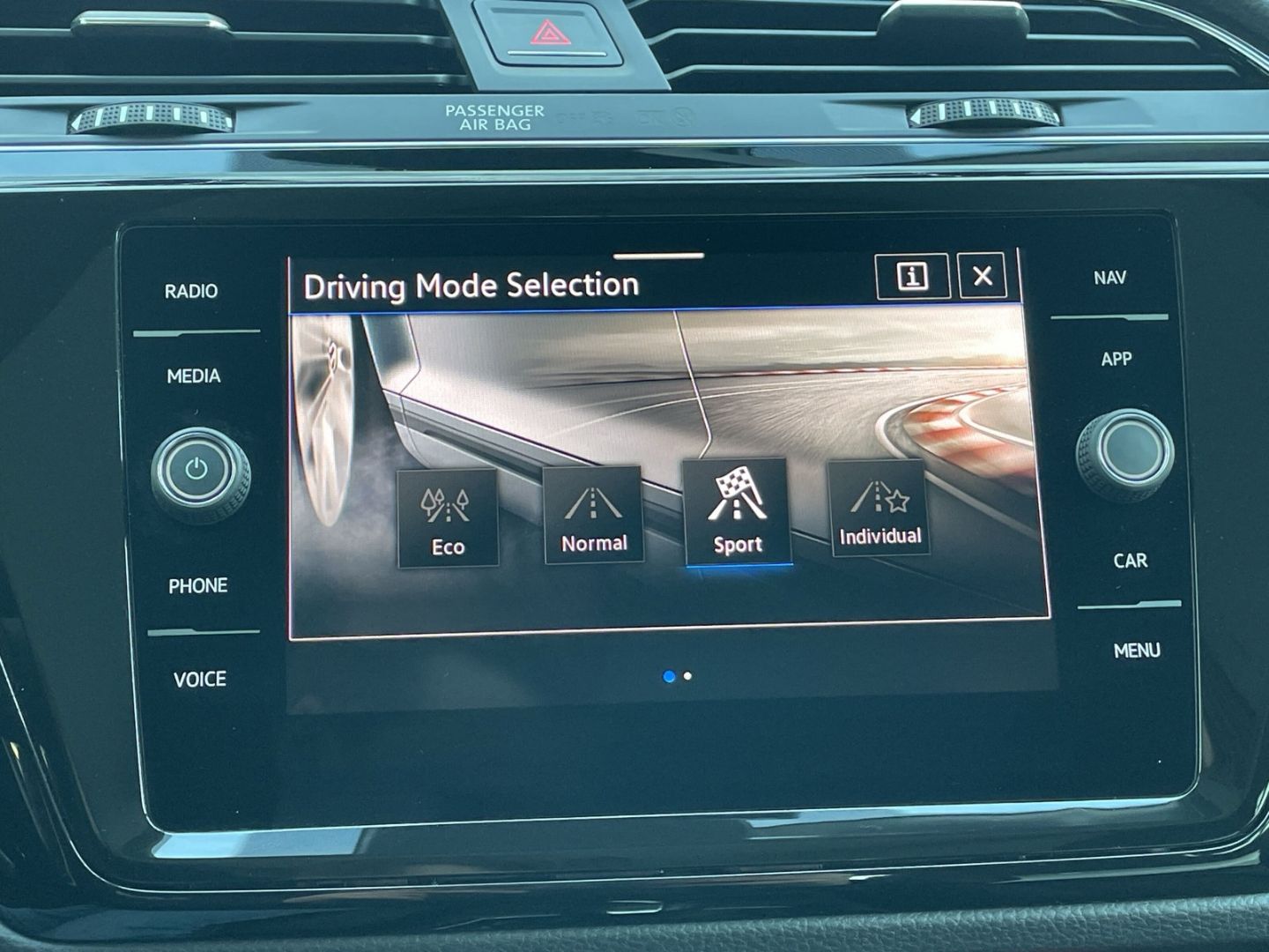 Touran 1.5 TSI DSG Highline Pano/AHK/Standhz/CAM