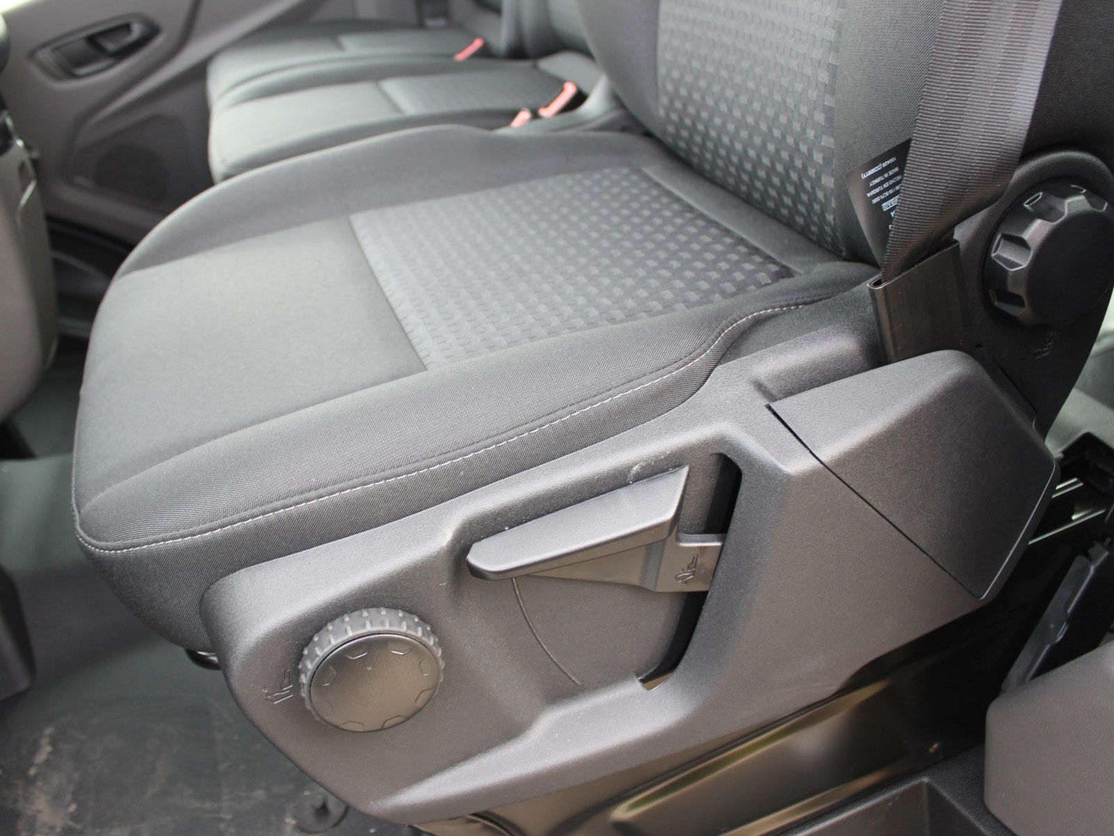 Fahrzeugabbildung Ford Transit 350 L3 Trend Rollstuhlumbau