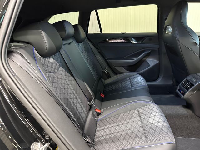 Passat Variant R-line 2.0 TDI DSG BLACK STYLE AH