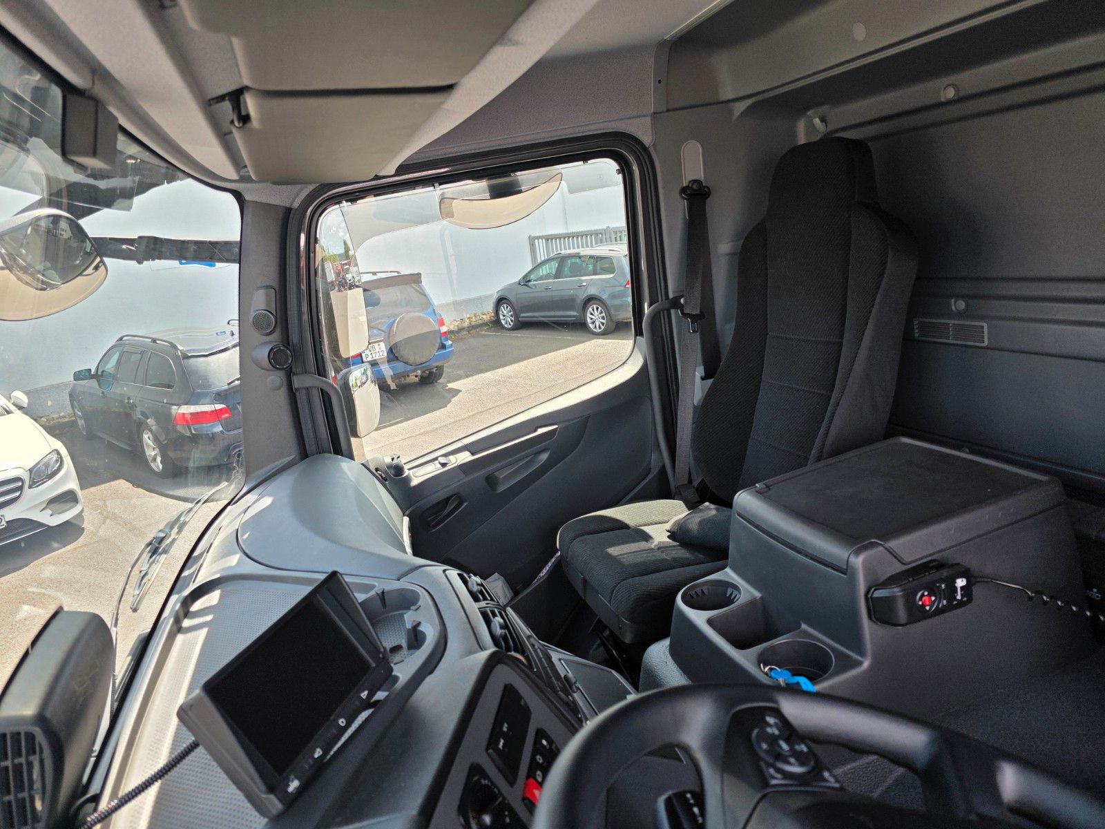 Fahrzeugabbildung Mercedes-Benz Atego 821 L LBW 1.500kg Standheizung Kamera