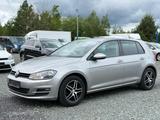 Volkswagen Golf VII Lim. Comfortline*SHZG*StandHZG*PDC* - Volkswagen Golf aus 2012: Vii