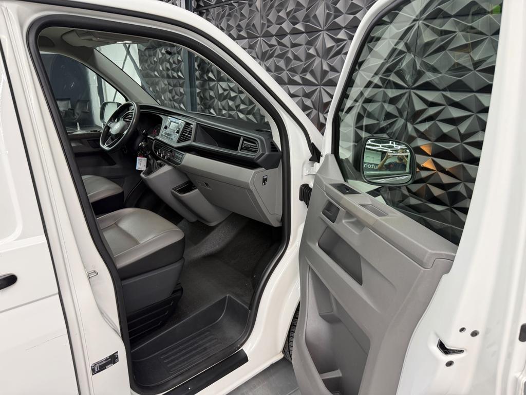 Volkswagen T6 Transporter 2.0 TDI, Foto 31 von 40