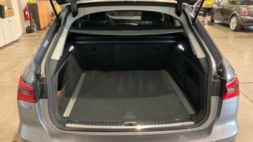 Audi A6 - 4