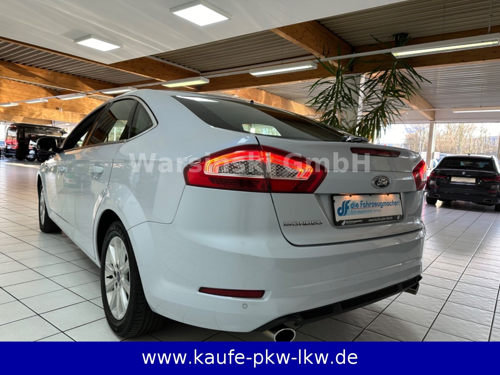 Fahrzeugabbildung Ford Mondeo Lim. Titanium*NAVI*PDC*Automatik*ZV