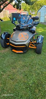 Can-Am Spyder f3s  - Can-Am Spyder F3