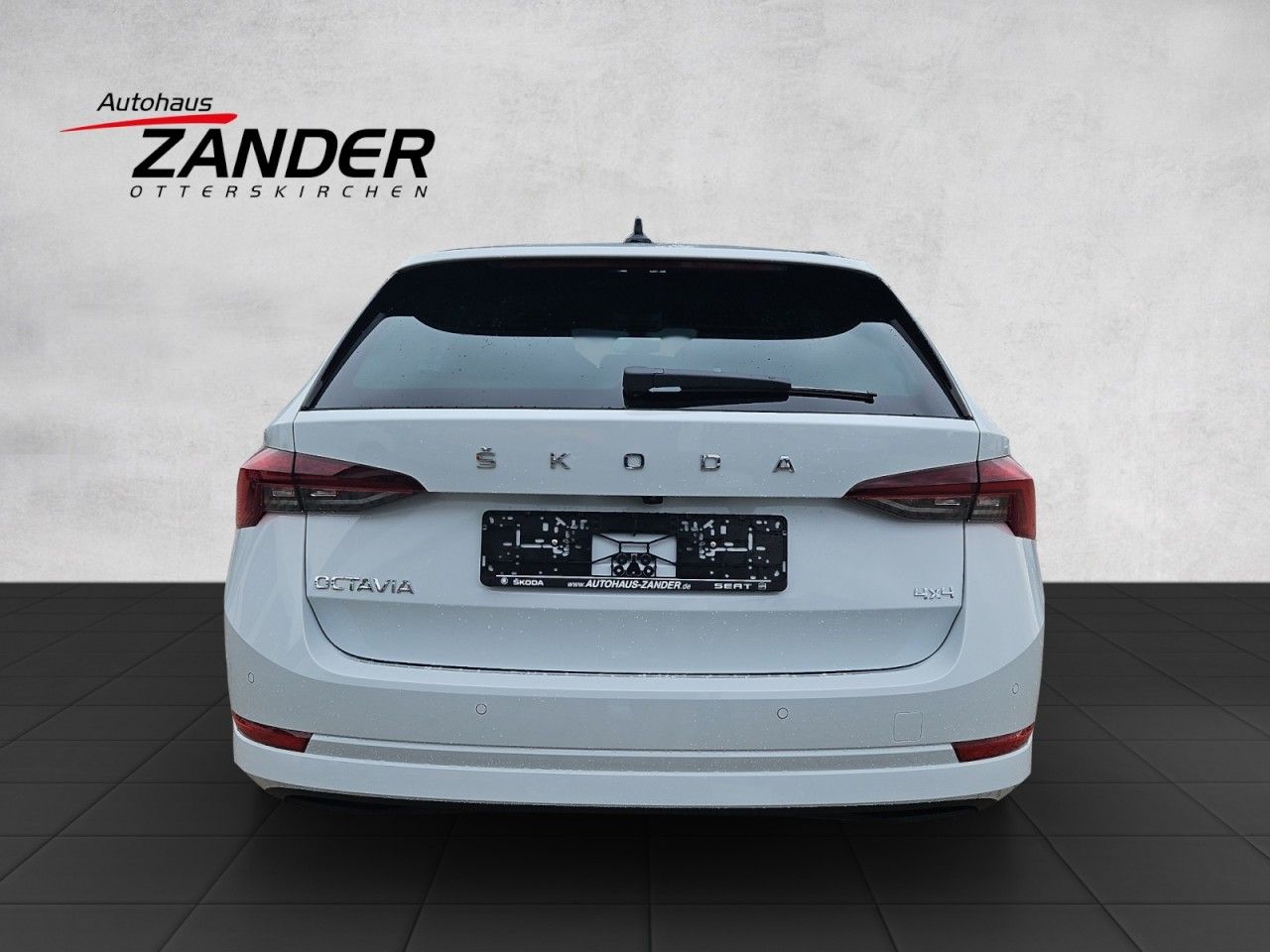 Fahrzeugabbildung SKODA Octavia Combi 2.0 TDI Sportline 4x4 DSG MATRIX