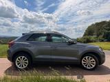 Volkswagen T-Roc 1.5 TSI Life-1.Hd, SH , Garantie 8/27 - Volkswagen T-Roc mit Benzin-Antrieb: Grau, Garantie
