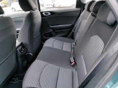 Fahrzeugabbildung Kia Ceed 1.5T GDI SPIRI+NAVI+KAMERA+PANO+PDC+CONNECT