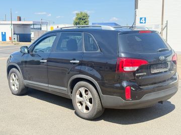 KIA Sorento - 8